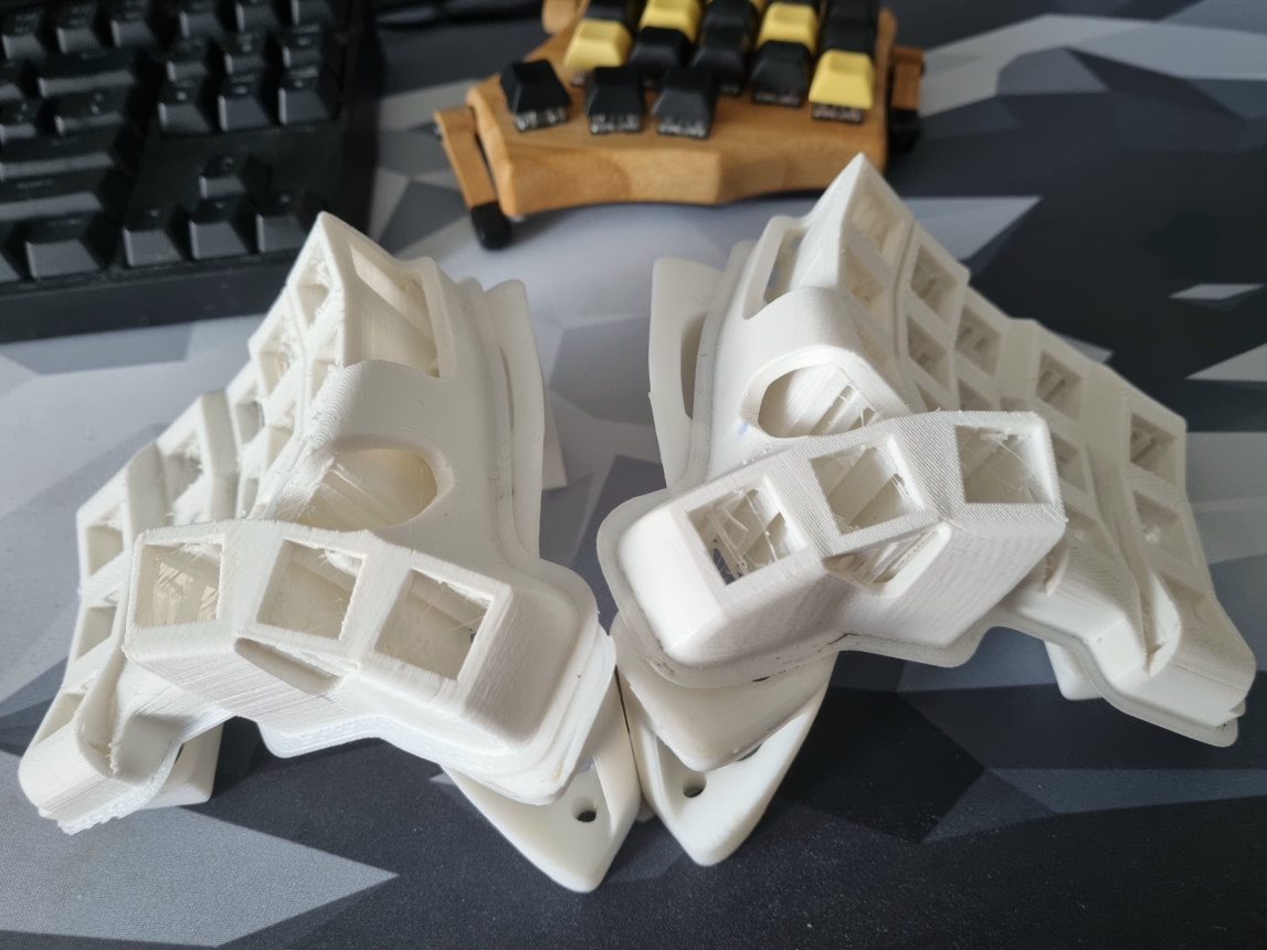 3D printed shield of the Skeletyl